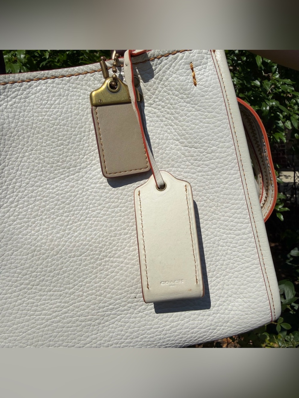 EUC Coach 1941 Leather Rogue Bag 25 54536 - Picture 4 of 12